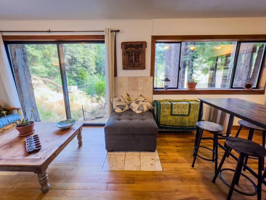 Little House In The Redwoods With A Hot Tub! Apartment Garberville Exterior foto